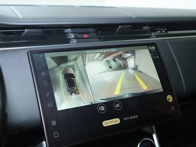 Certified 2023 Land Rover Range Rover SE AWD/4WD image 26