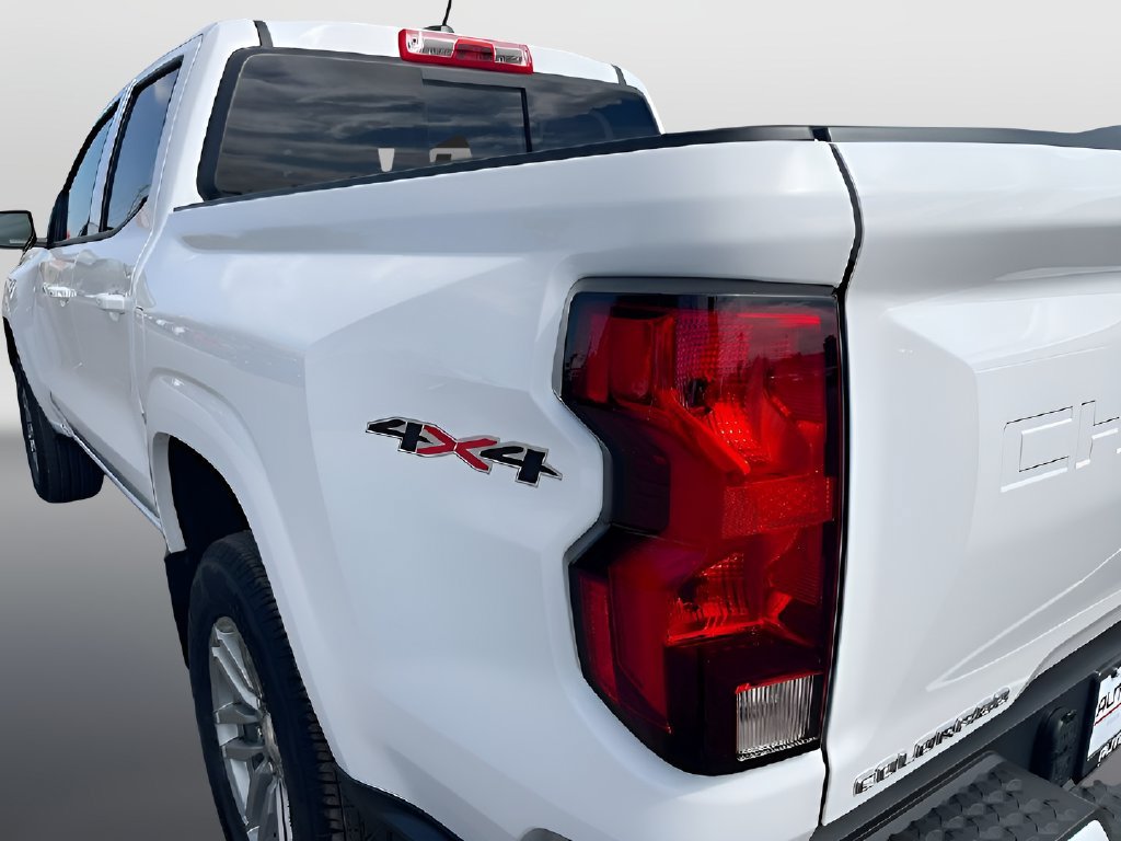 Used 2026 Chevrolet Colorado LT w/ Advanced Trailering Package AWD/4WD image 34