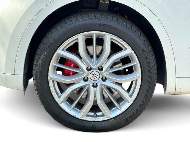 Used 2021 Maserati Levante GranLusso AWD/4WD image 8