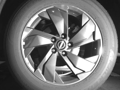 Used 2025 Nissan Rogue SV FWD image 14