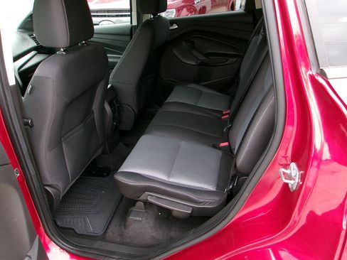 Used 2017 Ford Escape SE AWD/4WD image 6