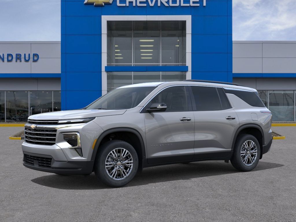 New 2027 Chevrolet Traverse LT w/ Driver Confidence Package AWD/4WD image 2