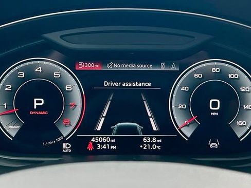 Used 2021 Audi Q8 Premium Plus AWD/4WD image 20