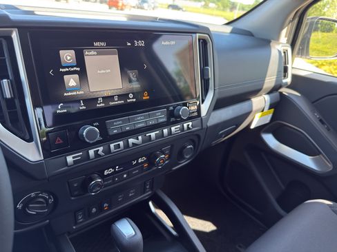 New 2026 Nissan Frontier SV w/ SV Convenience Package AWD/4WD image 22