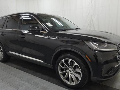 Used 2025 Lincoln Aviator Reserve w/ Illumination Package AWD/4WD image 1