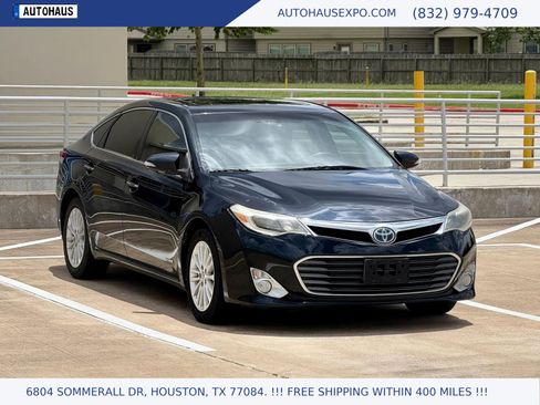 Used 2015 Toyota Avalon Limited w/ Technology Package FWD image 1