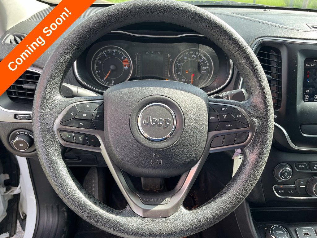 Used 2019 Jeep Cherokee Latitude w/ Popular Appearance Group AWD/4WD image 18