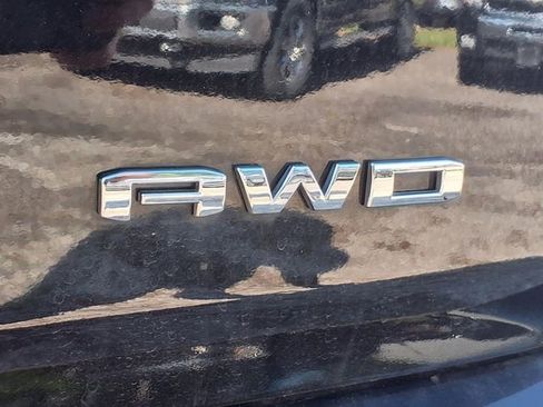 Used 2022 GMC Terrain Denali w/ Denali Premium Package AWD/4WD image 32