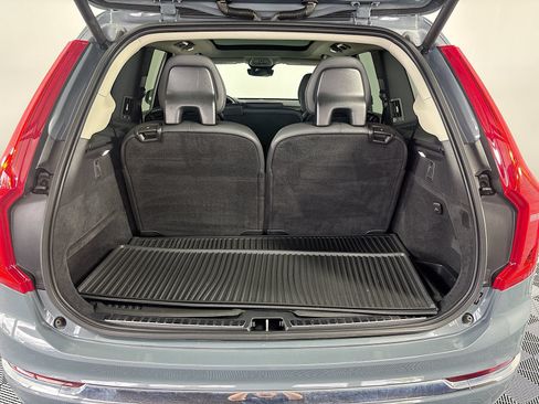 Used 2023 Volvo XC90 B6 Plus AWD/4WD image 27