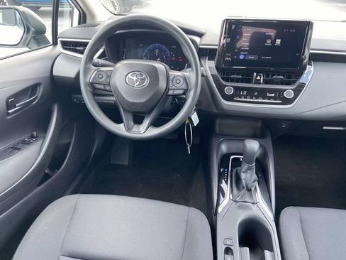 Used 2026 Toyota Corolla LE FWD image 13