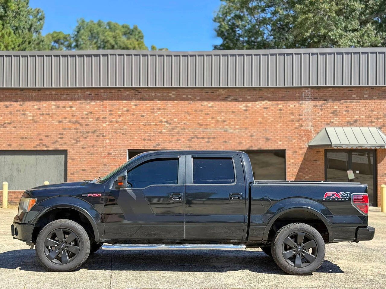 Used 2014 Ford F150 FX4 w/ FX Appearance Package AWD/4WD image 7