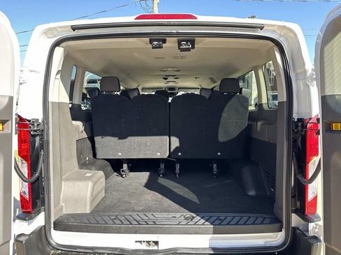 Used 2023 Ford Transit 350 XLT image 10