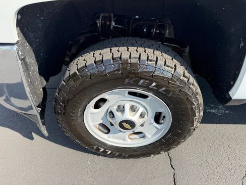 Used 2018 Chevrolet Silverado 2500 W/T RWD image 11