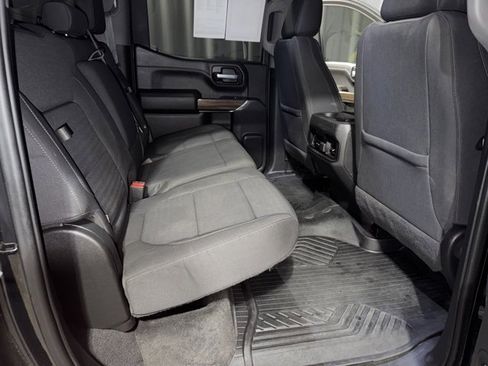 Used 2021 Chevrolet Silverado 1500 LT Trail Boss w/ Bed Protection Package image 12