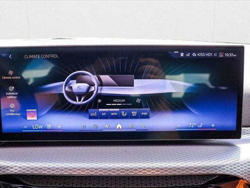 Used 2025 BMW 330i xDrive 330i xDrive w/ Convenience Package image 18