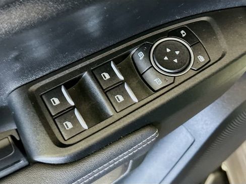 Used 2025 Ford Ranger XLT w/ Equipment Group 301A High AWD/4WD image 19