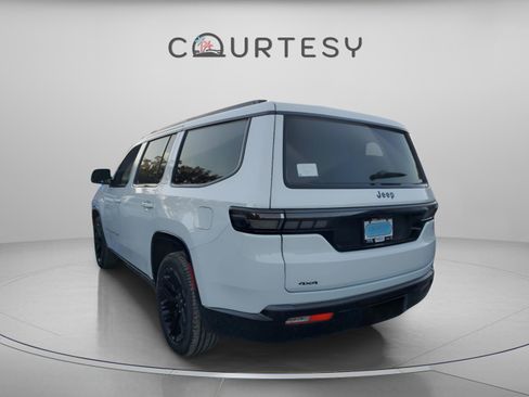 New 2026 Jeep Grand Wagoneer Limited image 3