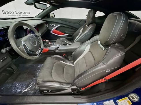 Used 2023 Chevrolet Camaro SS RWD image 25