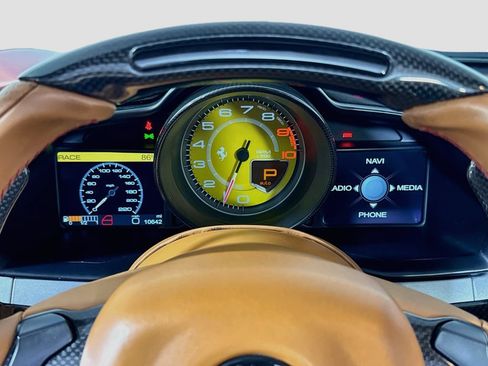 Certified 2015 Ferrari 458 Spider RWD image 13