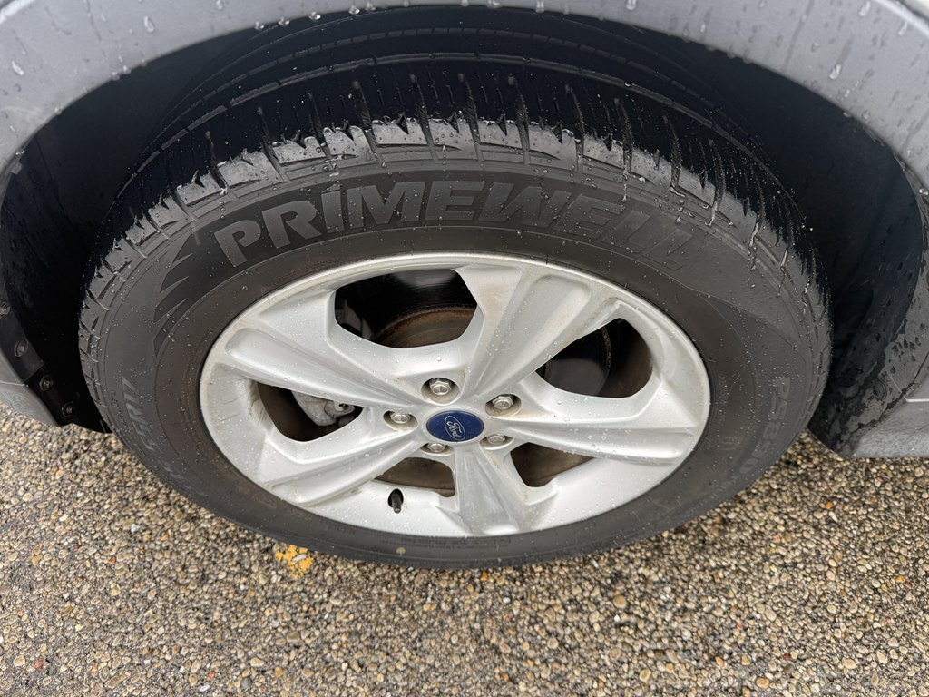 Used 2016 Ford Escape SE AWD/4WD image 10