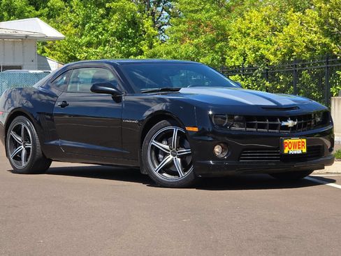 Used 2011 Chevrolet Camaro SS w/ RS Package RWD image 2
