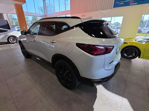 Used 2021 Chevrolet Blazer RS w/ Enhanced Convenience Package FWD image 12