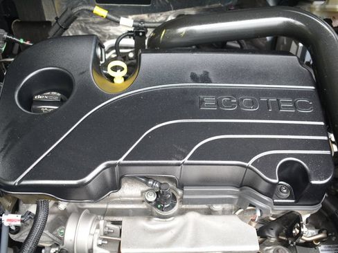 Used 2023 Chevrolet Equinox LT AWD/4WD image 25