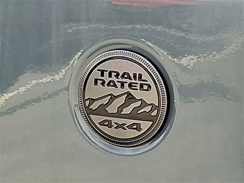 Used 2025 Jeep Wrangler Willys image 27