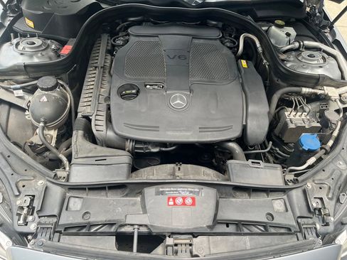 Used 2014 Mercedes-Benz E 350 Sedan image 29