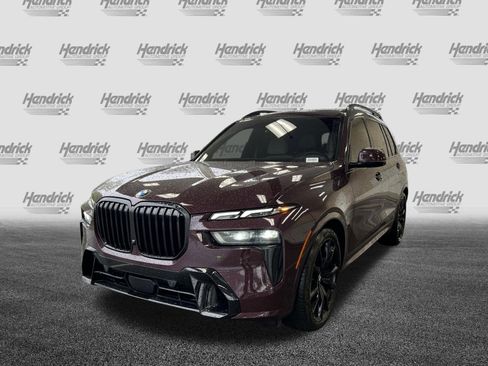 Used 2025 BMW X7 xDrive40i w/ Executive Package image 5