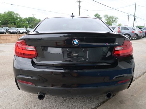 Used 2016 BMW M235i Coupe RWD image 10