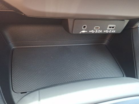 New 2026 Subaru Crosstrek 2.5i Premium AWD/4WD image 16