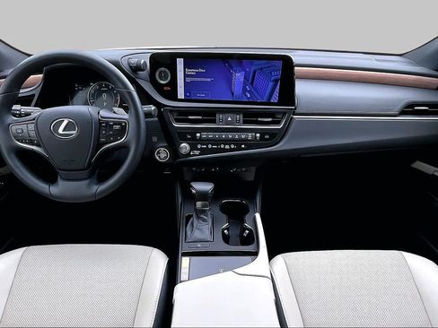 Certified 2025 Lexus ES 350 w/ Premium Package FWD image 16