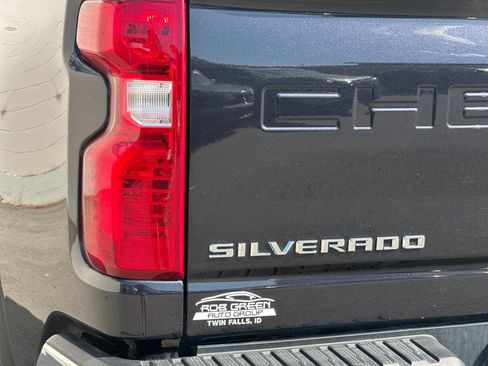 Used 2024 Chevrolet Silverado 2500 LT w/ Z71 Off-Road Package AWD/4WD image 32