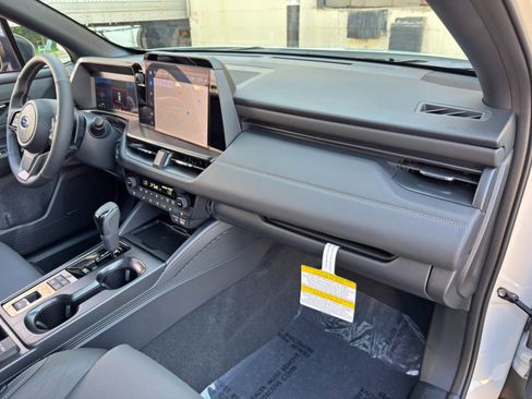 Used 2026 Subaru Outback Touring XT AWD/4WD image 15
