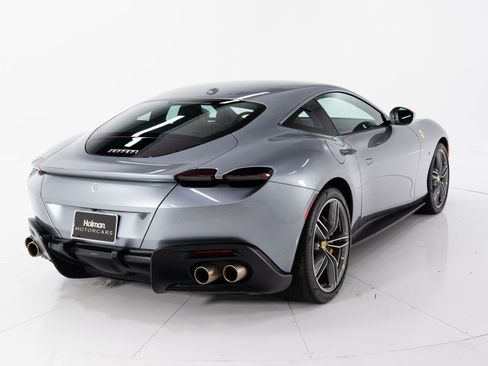Used 2022 Ferrari Roma image 5