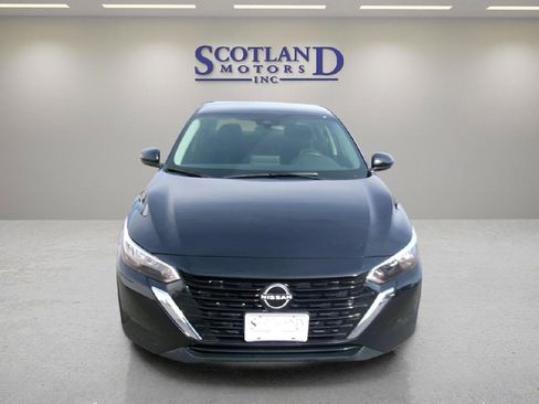 Used 2024 Nissan Sentra SV FWD image 3
