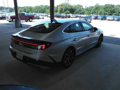 Used 2024 Hyundai Sonata SEL FWD image 4