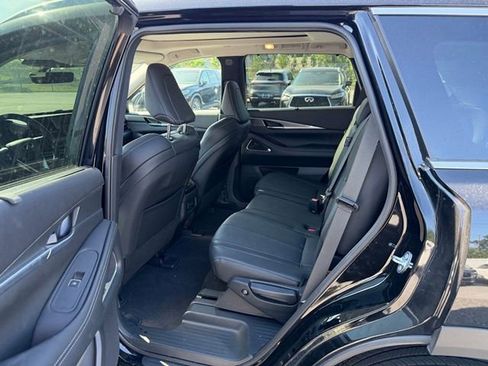 Certified 2026 INFINITI QX60 Luxe w/ Cargo Package AWD/4WD image 10