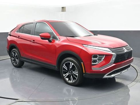 Used 2024 Mitsubishi Eclipse Cross SE AWD/4WD image 2