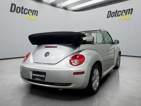 Used 2007 Volkswagen Beetle Convertible w/ Package 1 image 16