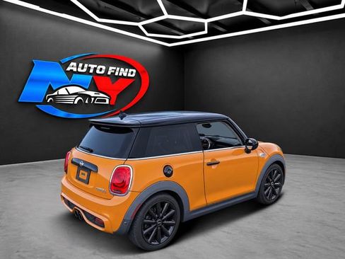 Used 2014 MINI Cooper S FWD image 10
