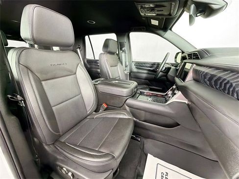 Used 2024 GMC Yukon Denali image 28