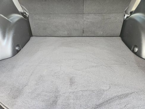 Used 2015 Toyota RAV4 Limited w/ Technology Package FWD image 33