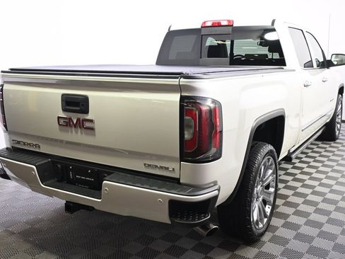Used 2017 GMC Sierra 1500 Denali w/ Denali Ultimate Package AWD/4WD image 6
