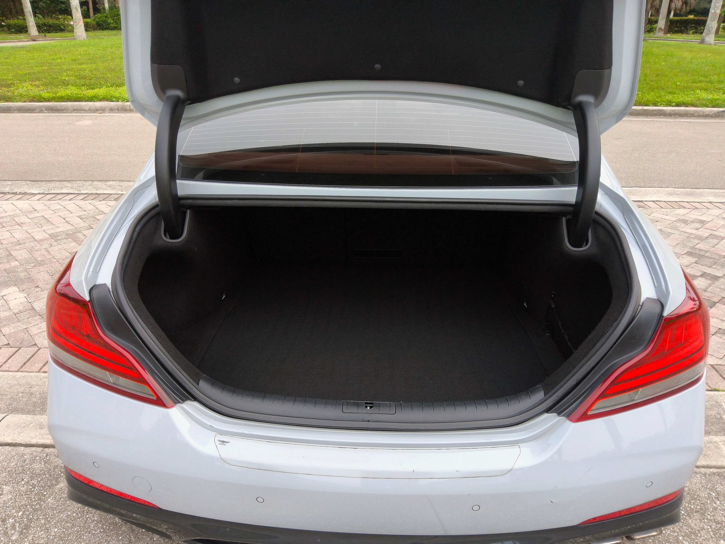 Used 2019 Genesis G70 2.0T Advanced w/ Dynamic Package RWD image 56