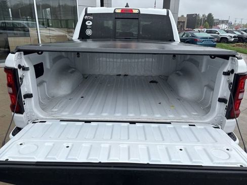 Used 2025 RAM 1500 Big Horn AWD/4WD image 33