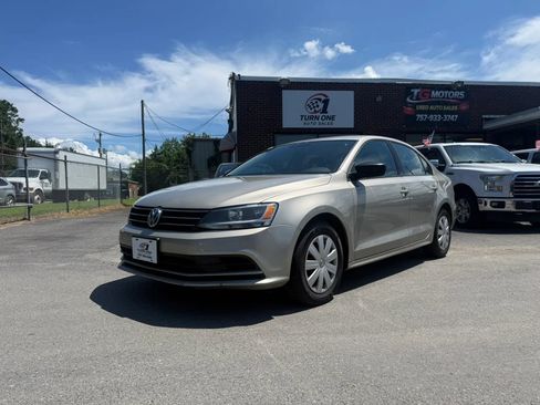 Used 2016 Volkswagen Jetta S FWD image 1