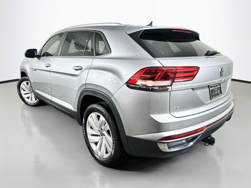 Used 2023 Volkswagen Atlas Cross Sport SE w/ Black Wheel Package AWD/4WD image 5