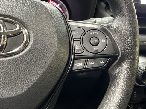 Used 2024 Toyota RAV4 XLE w/ Convenience Package image 20